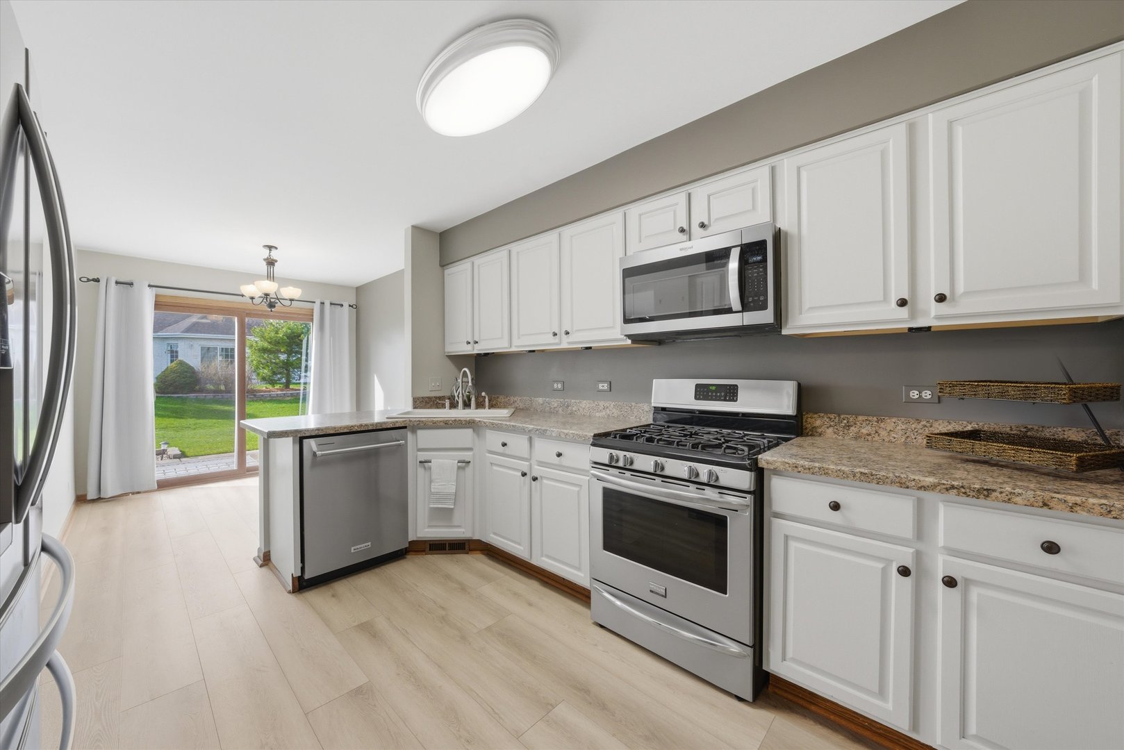 7770 Bristol Park Drive, Tinley Park, IL 60477