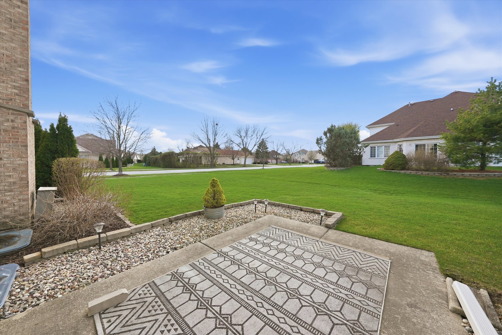 7770 Bristol Park Drive, Tinley Park, IL 60477