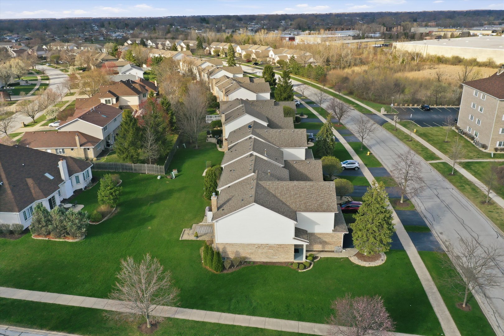 7770 Bristol Park Drive, Tinley Park, IL 60477