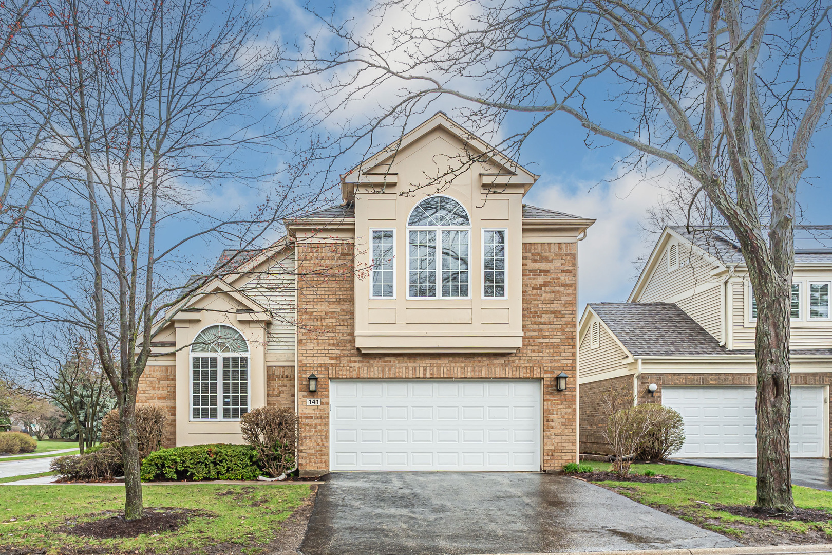 141 Manchester Court, Buffalo Grove, IL 60089