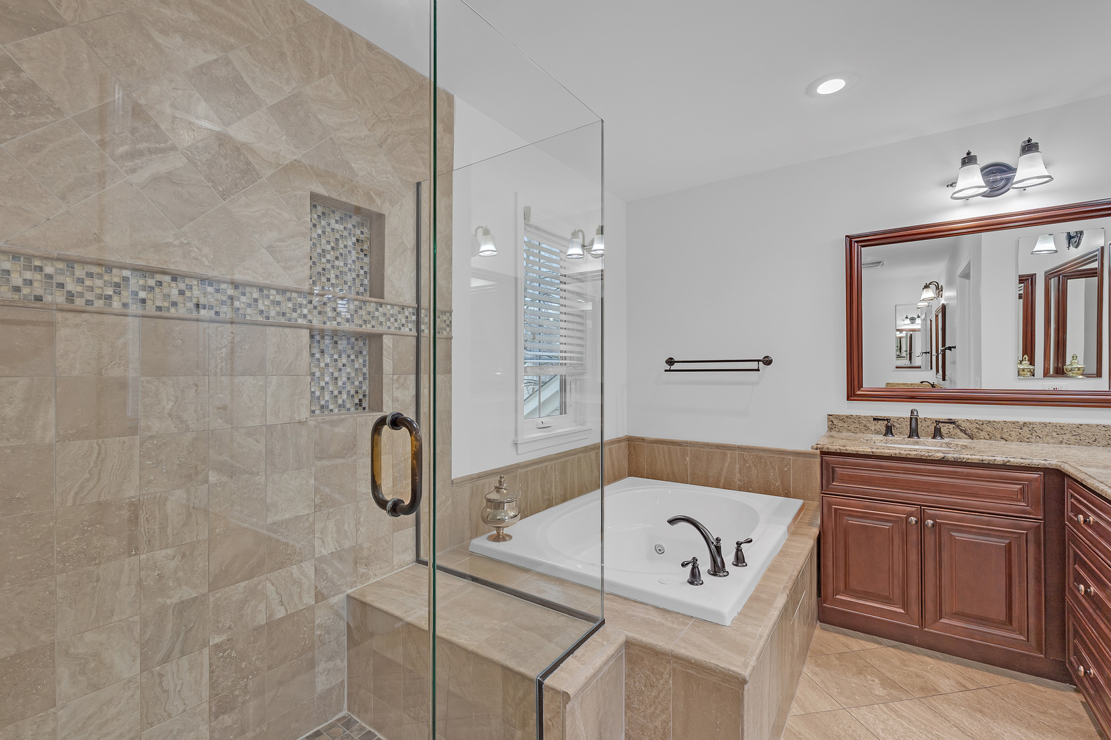 141 Manchester Court, Buffalo Grove, IL 60089