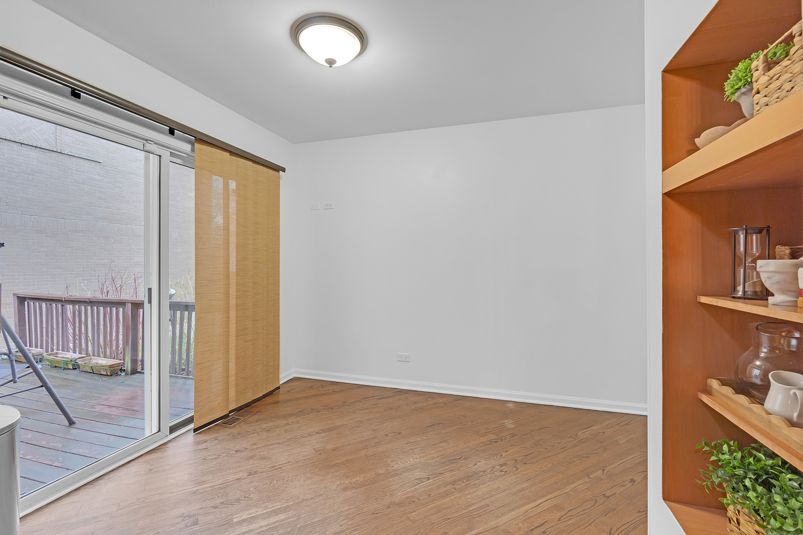 141 Manchester Court, Buffalo Grove, IL 60089