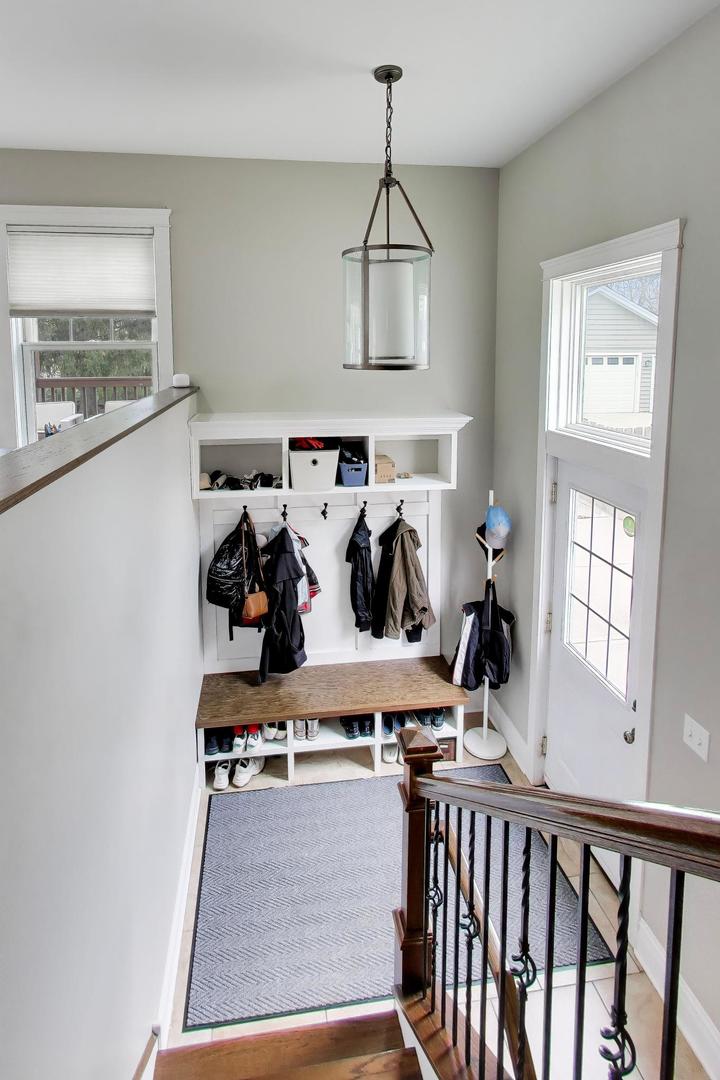 274 N Oak Street, Elmhurst, IL 60126