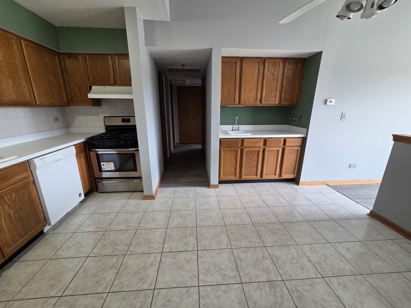 1028 ASHLEY Court #3C, Lockport, IL 60441