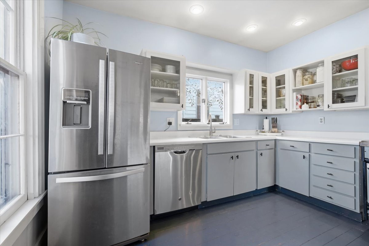 510 E Grove Street, Bloomington, IL 61701