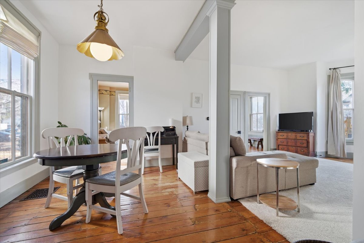 510 E Grove Street, Bloomington, IL 61701