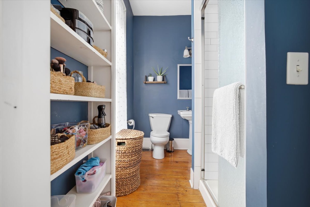 510 E Grove Street, Bloomington, IL 61701