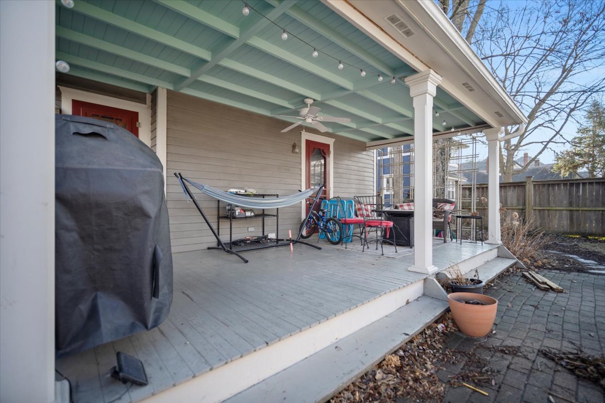 510 E Grove Street, Bloomington, IL 61701