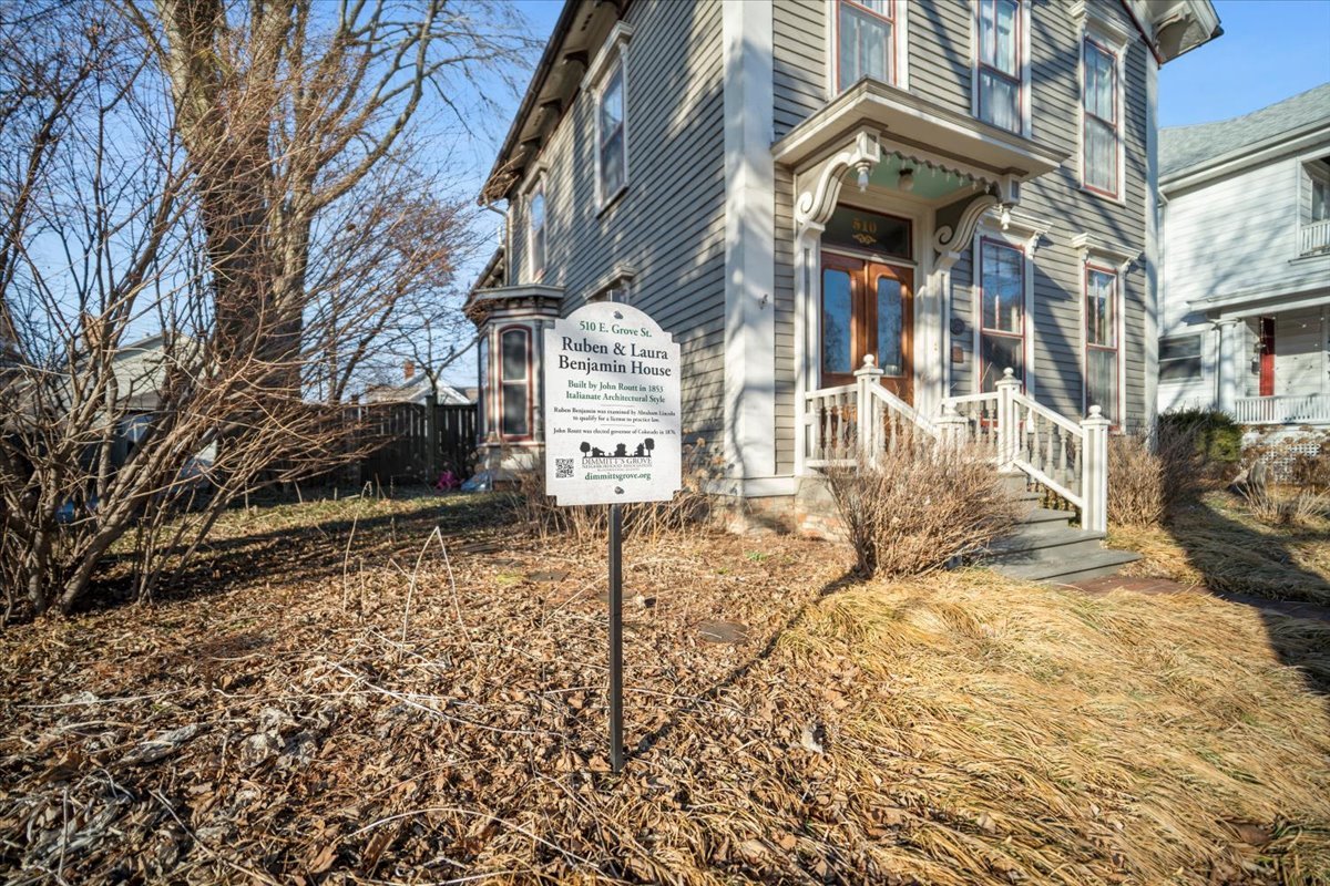 510 E Grove Street, Bloomington, IL 61701