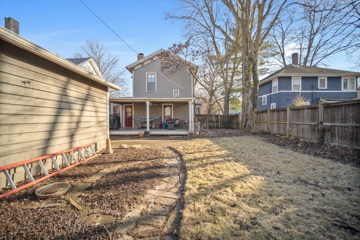 510 E Grove Street, Bloomington, IL 61701