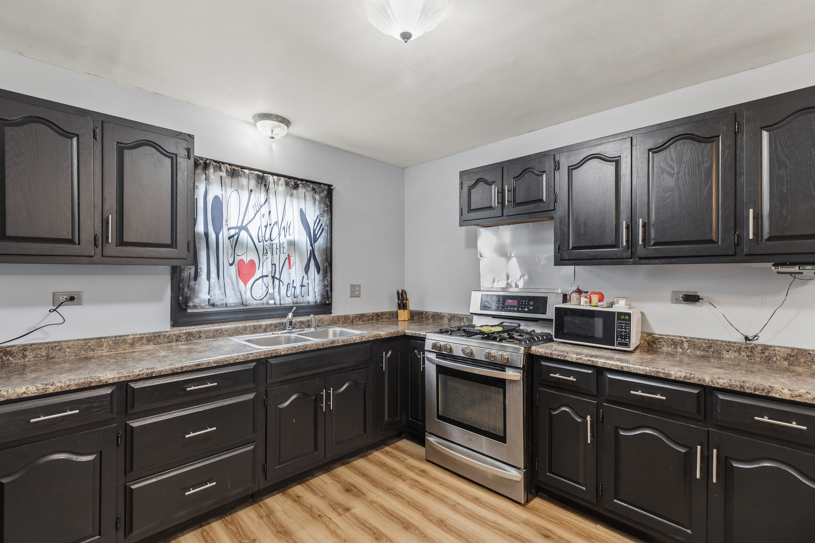 18 Mckinley Street, Lake In The Hills, IL 60156