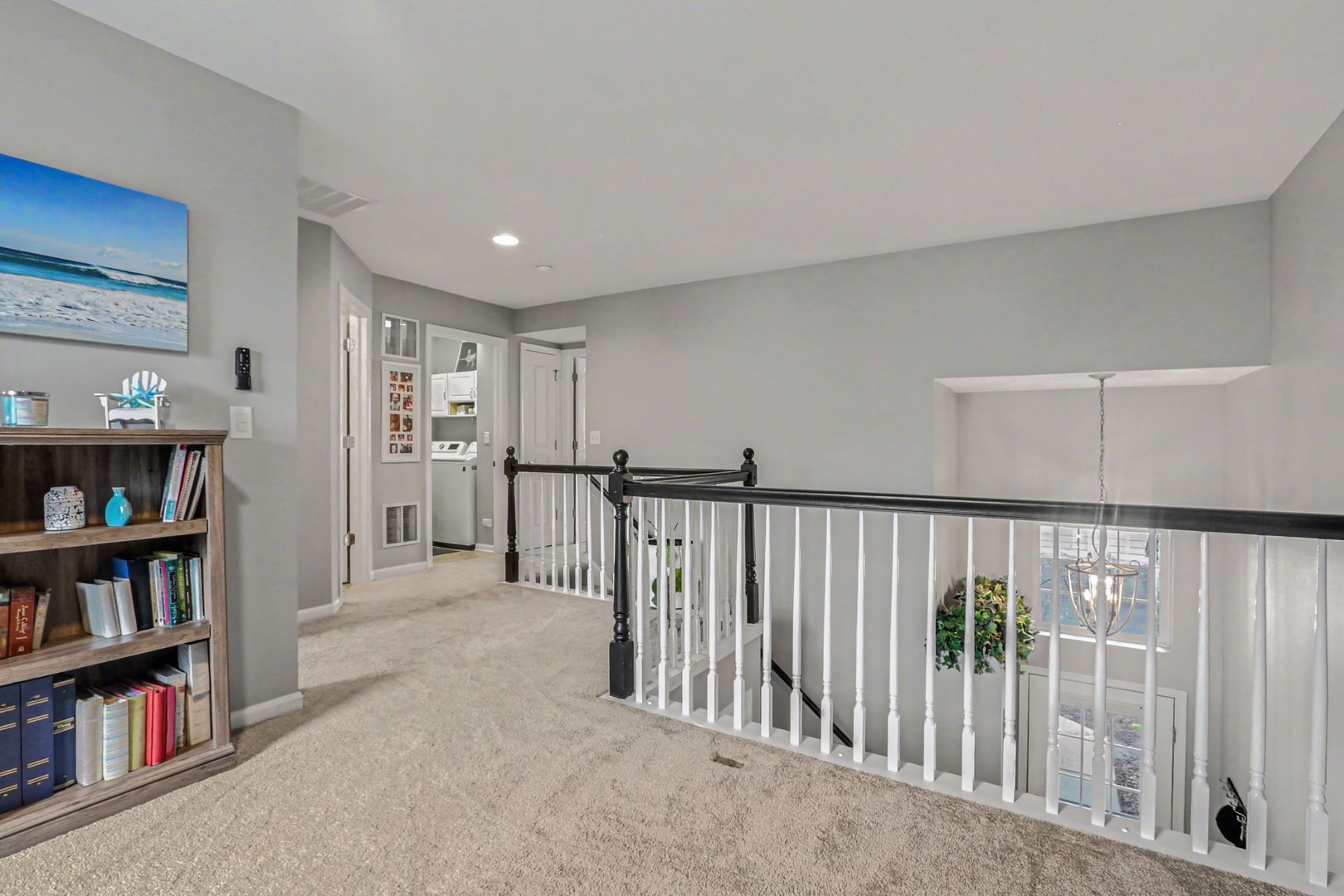 102 Devoe Drive #102, Oswego, IL 60543