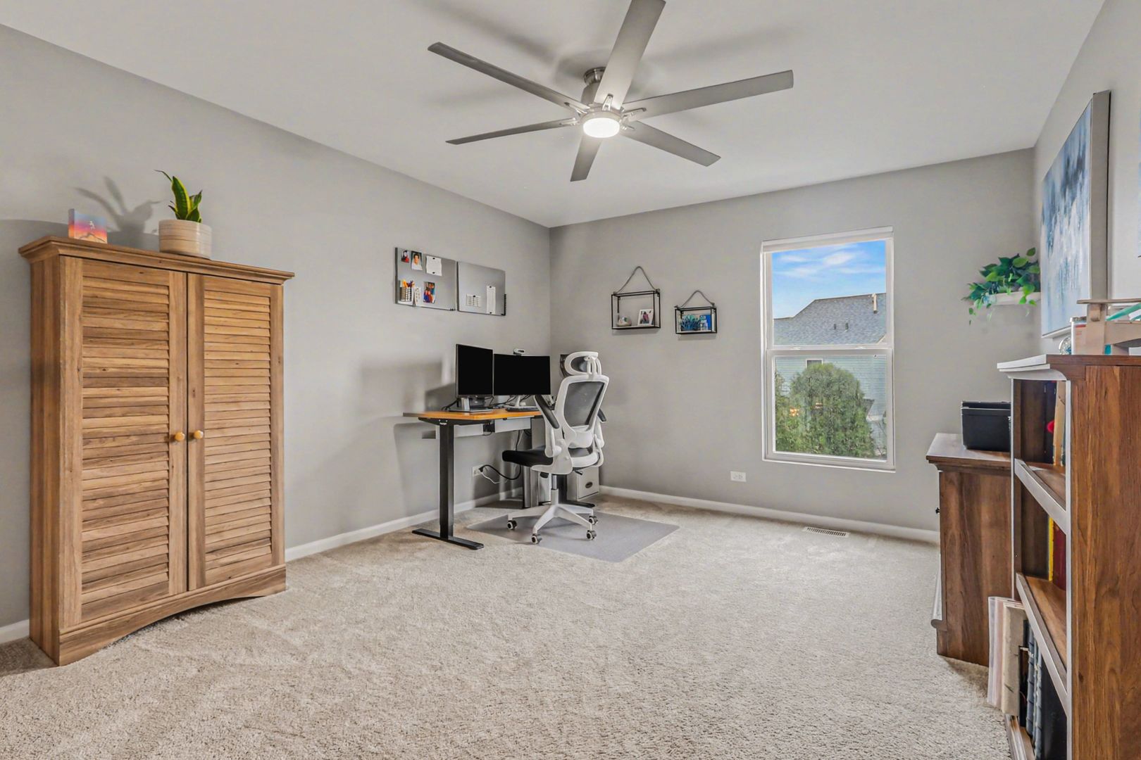 102 Devoe Drive #102, Oswego, IL 60543