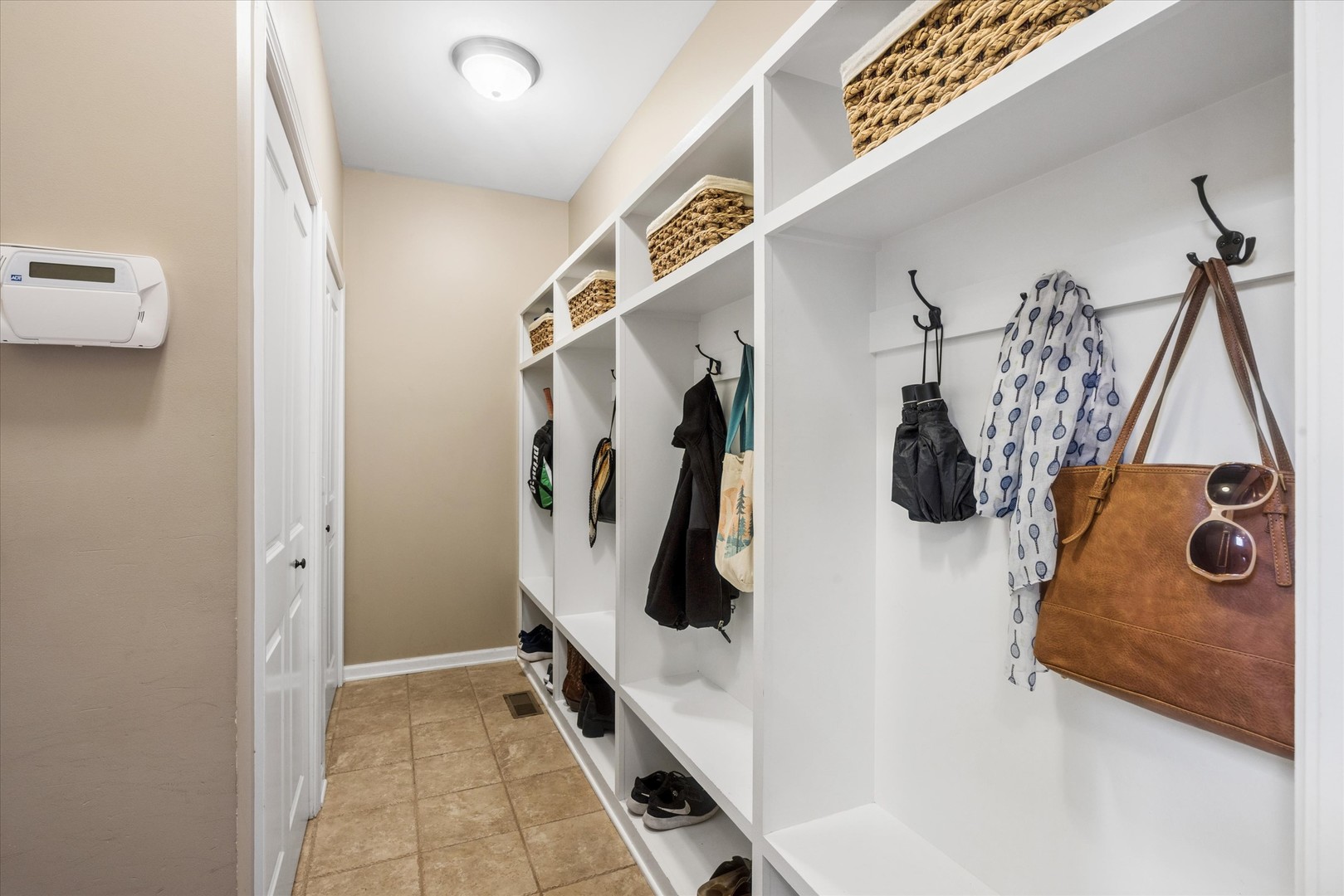 9025 Darien Woods Court, Darien, IL 60561