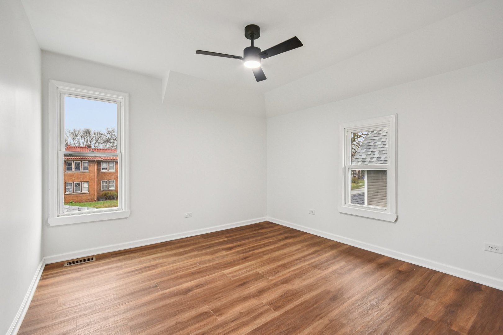 1306 Parmele Street, Rockford, IL 61104