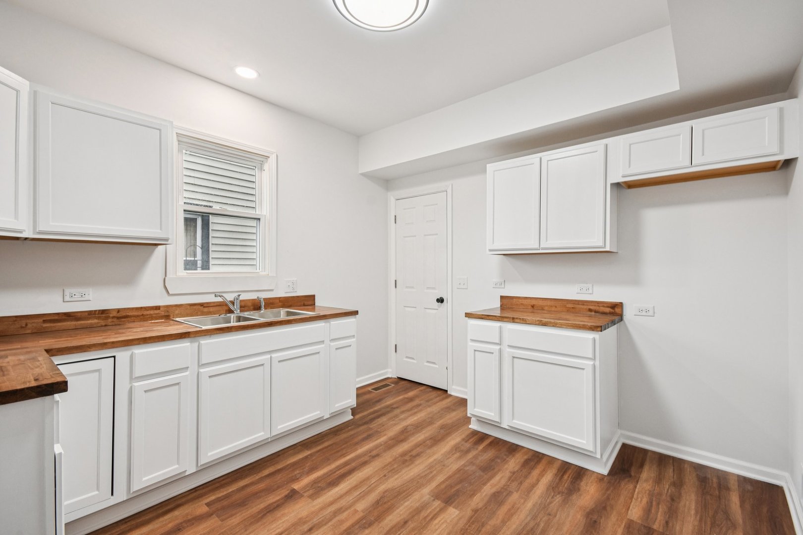 1306 Parmele Street, Rockford, IL 61104