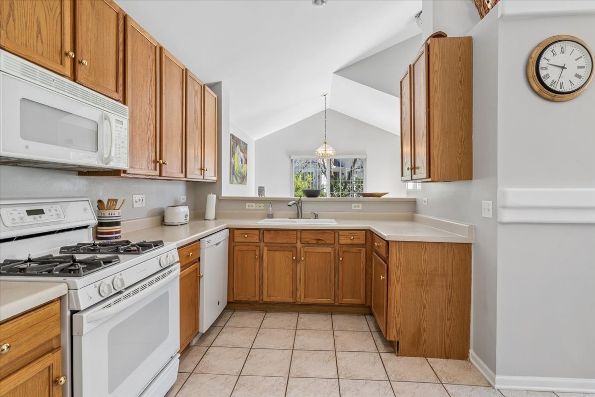 1720 Sienna Court, Wheeling, IL 60090