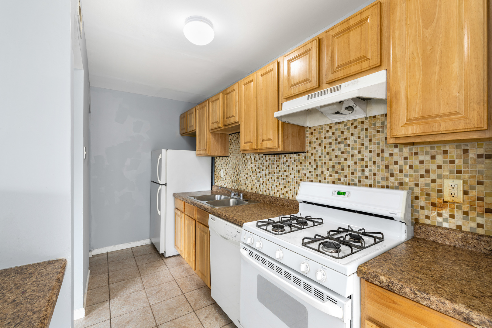 9 Fernwood Drive #N, Bolingbrook, IL 60440