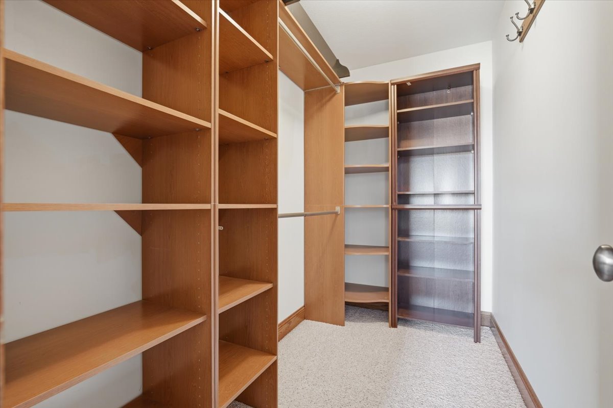 1813 Partridge Point, Normal, IL 61761