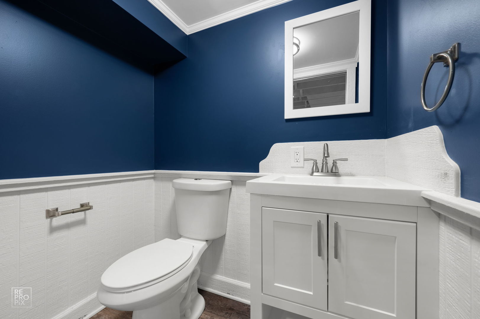 120 E Fremont Avenue, Elmhurst, IL 60126