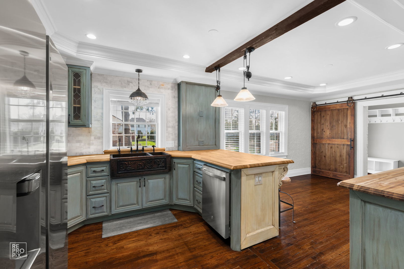 120 E Fremont Avenue, Elmhurst, IL 60126