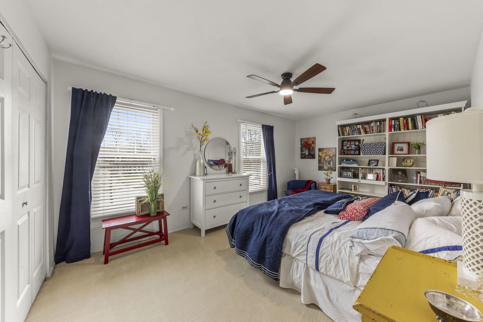 2356 Richmond Drive, Wheaton, IL 60189