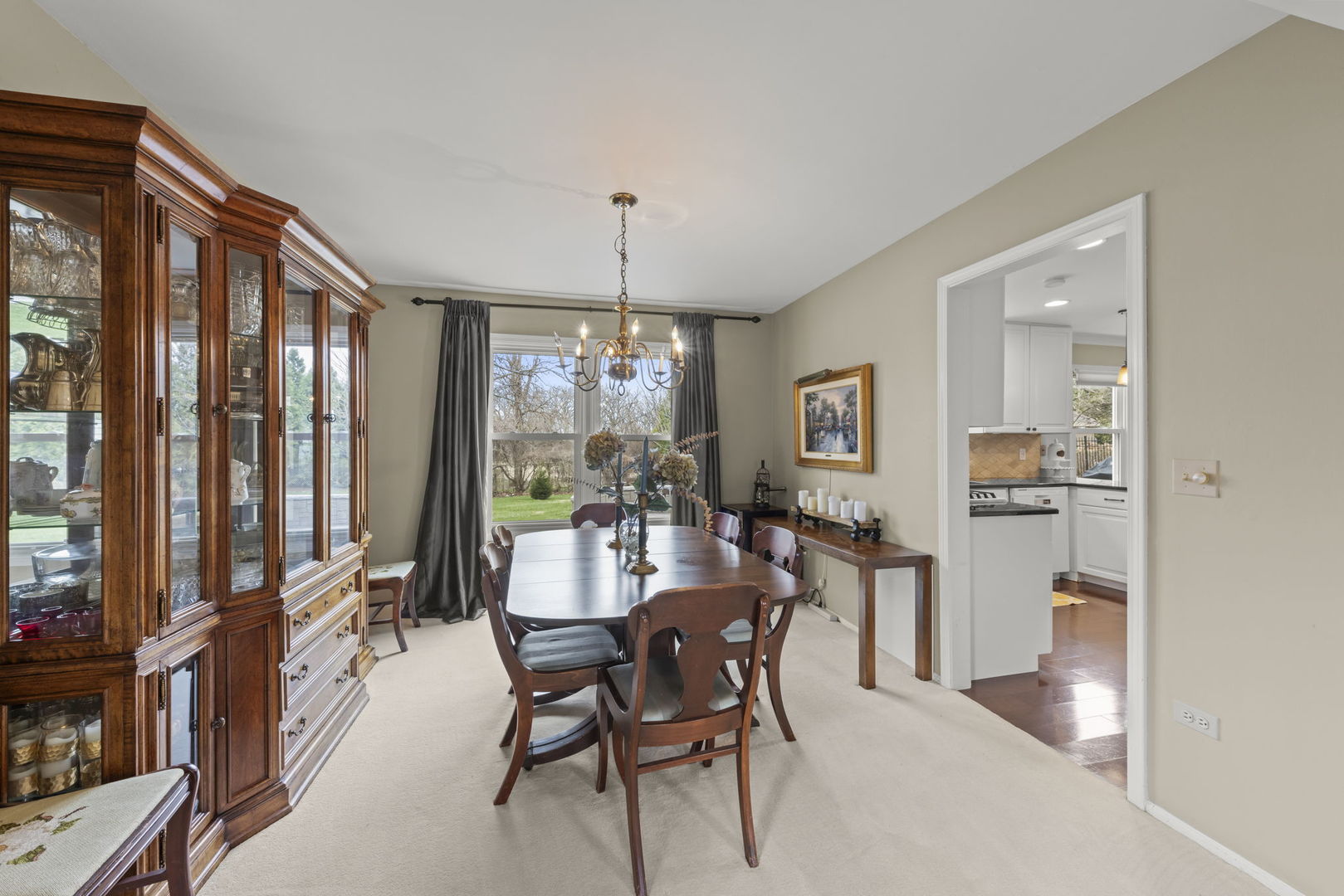 2356 Richmond Drive, Wheaton, IL 60189