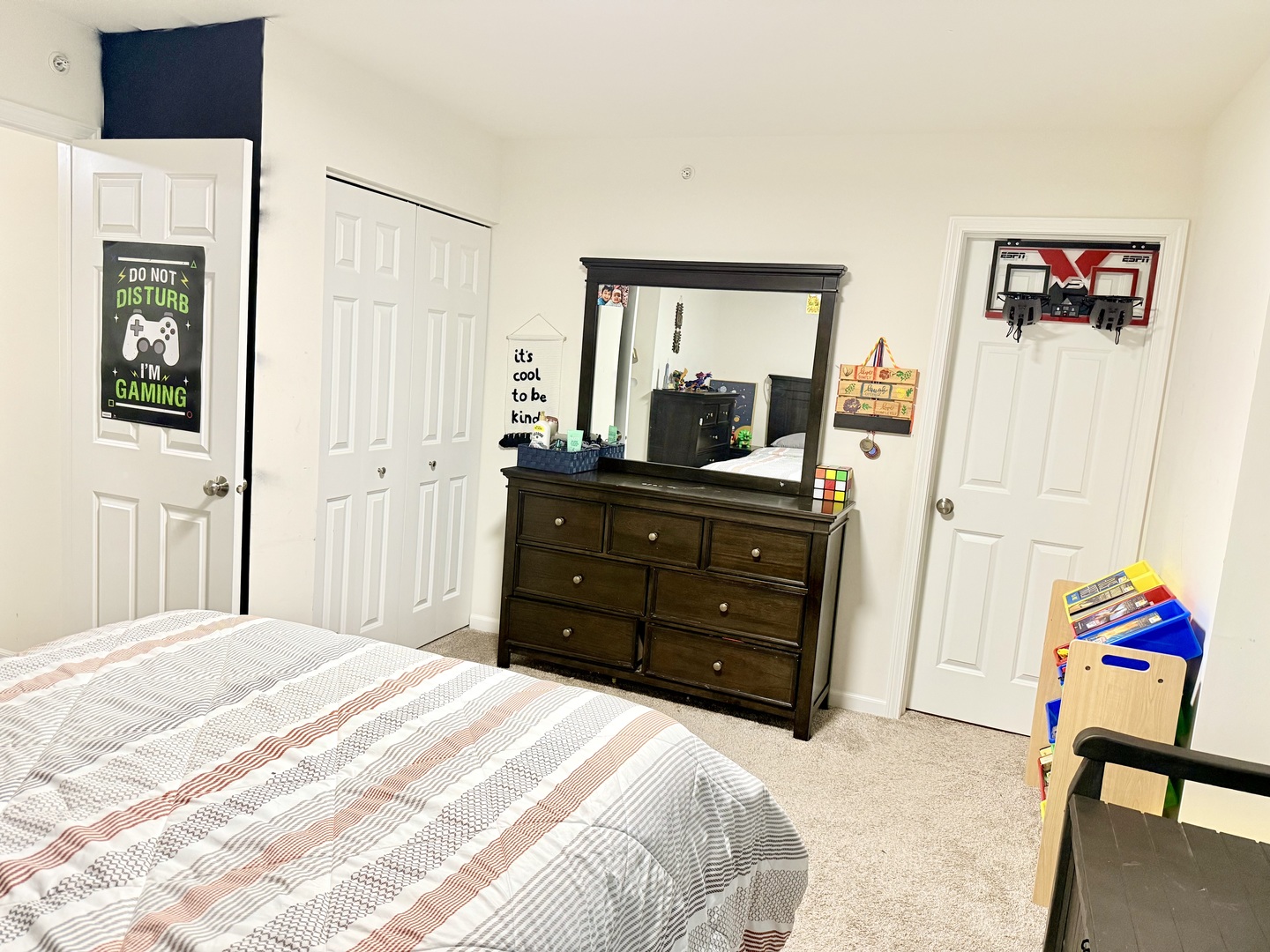 2995 Madison Drive, Naperville, IL 60564