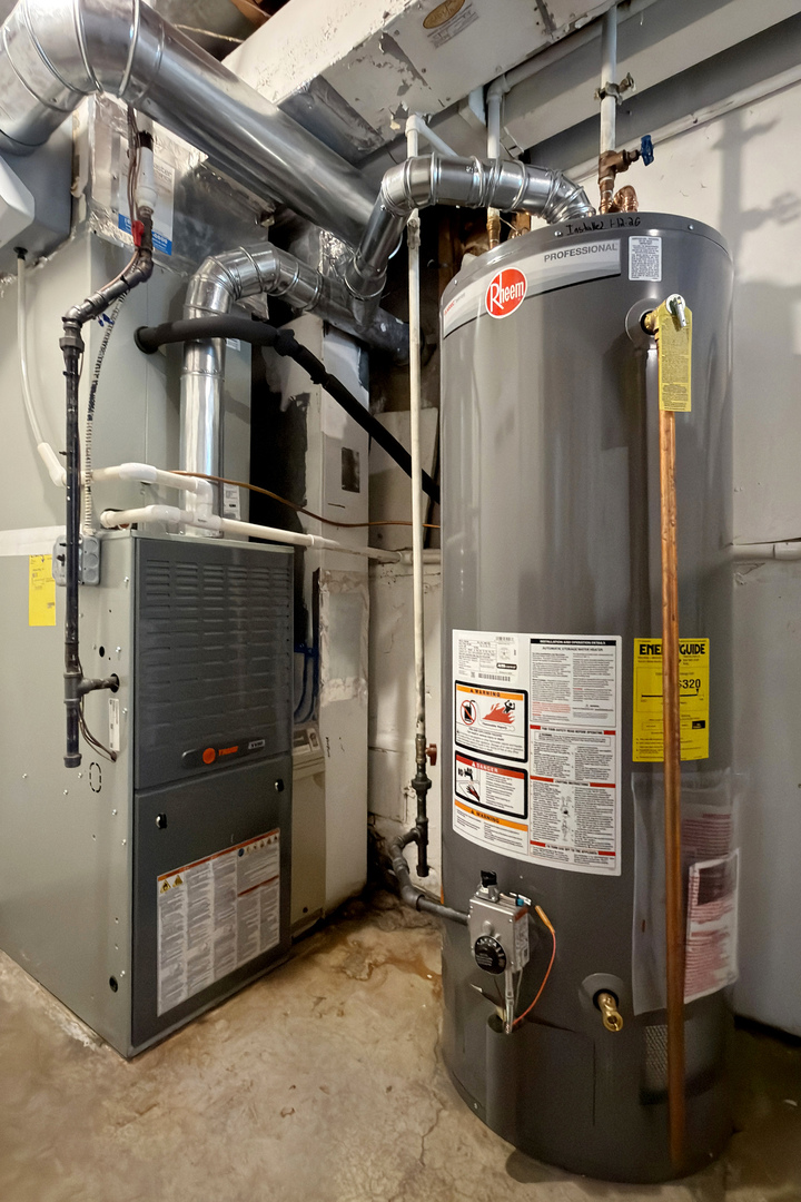 240 Hatlen Avenue, Mount Prospect, IL 60056