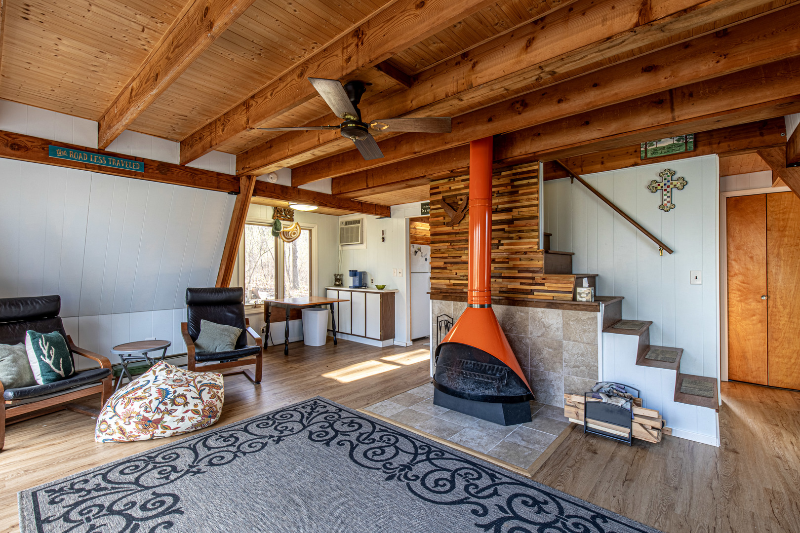 110 Indian Hills Drive, Putnam, IL 61560