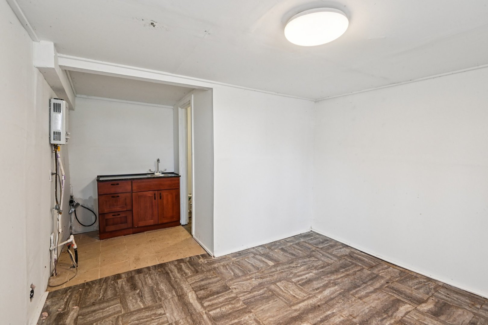 1326 Nippersink Drive, Spring Grove, IL 60081