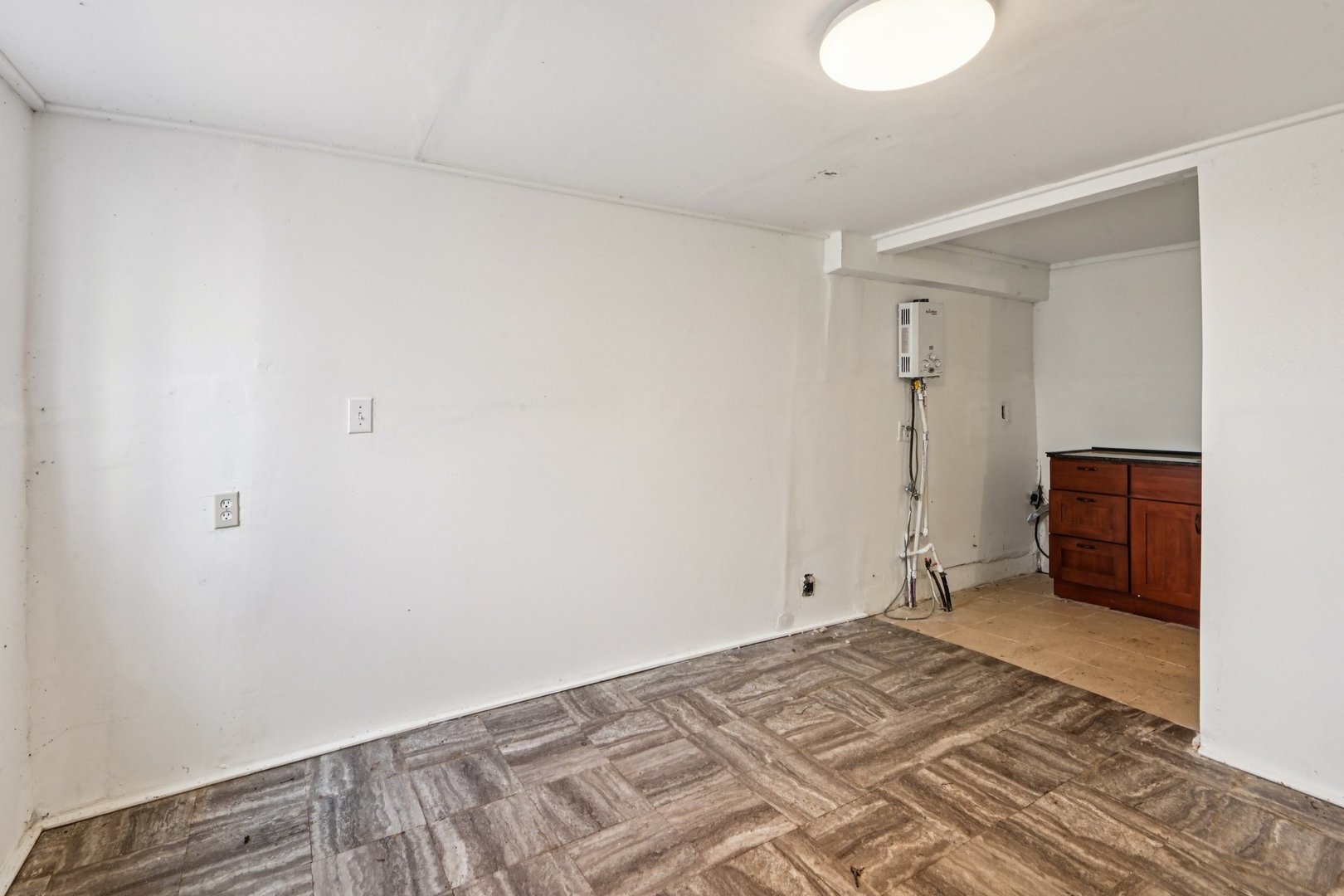 1326 Nippersink Drive, Spring Grove, IL 60081