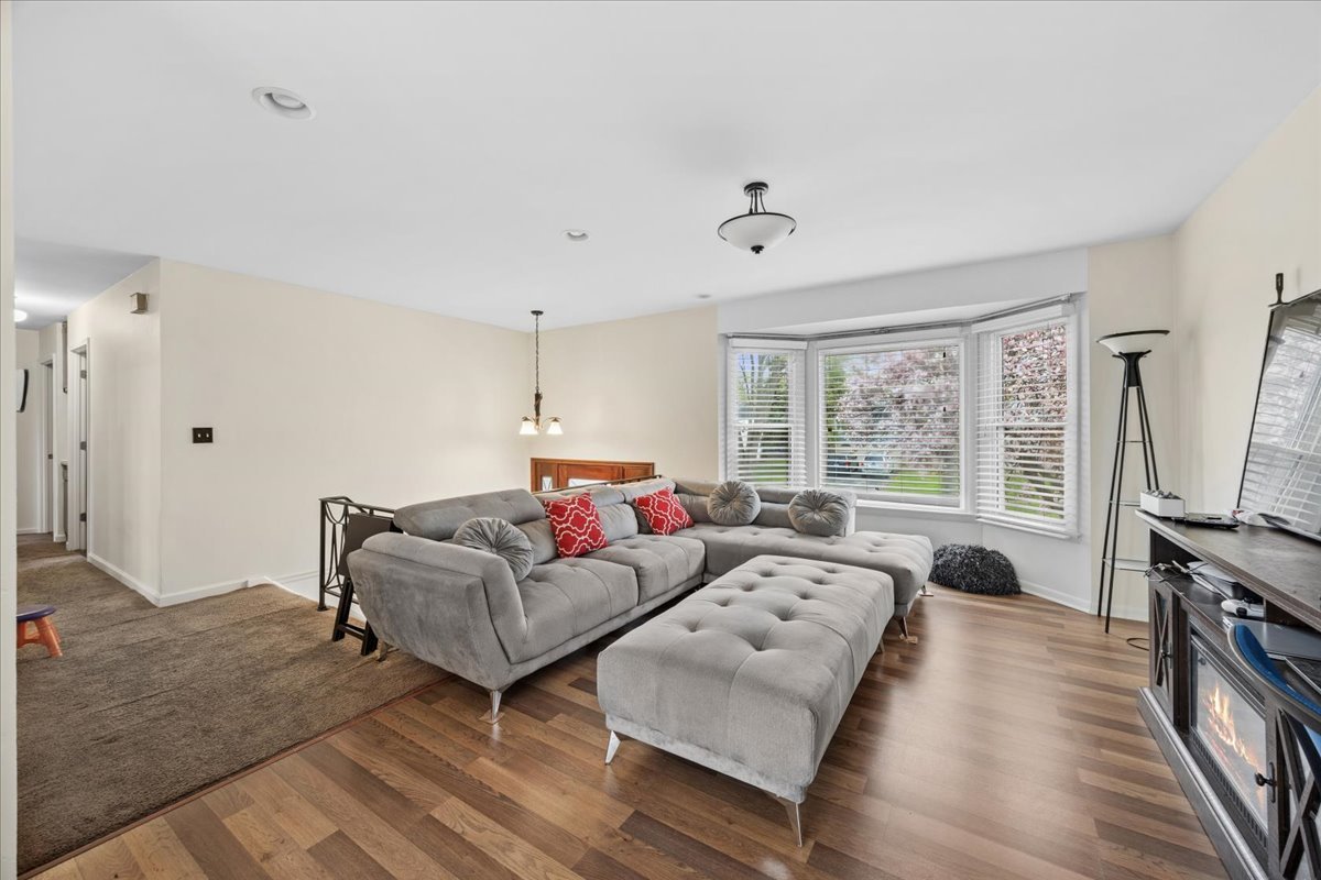 Bolingbrook, IL 60440