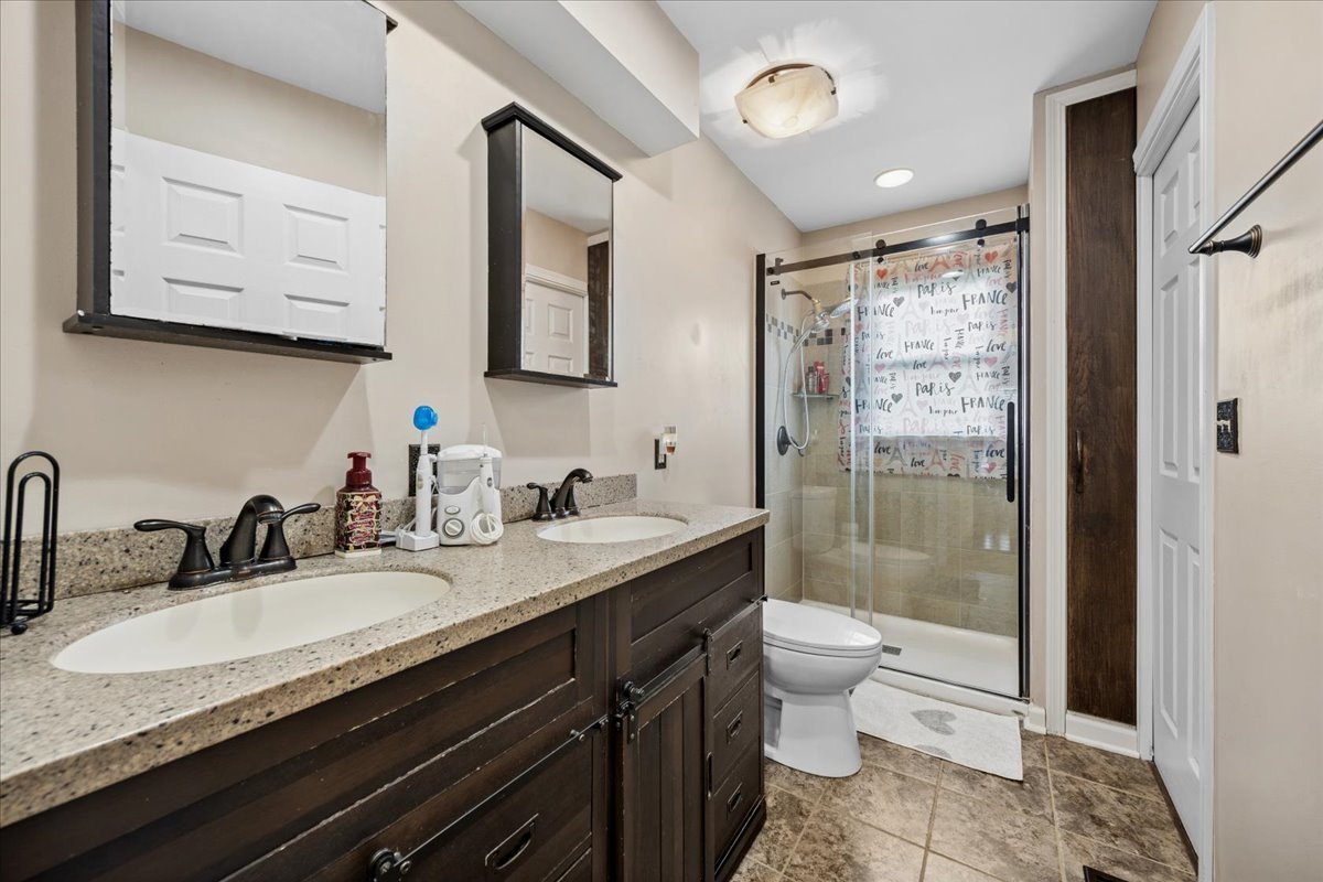 Bolingbrook, IL 60440