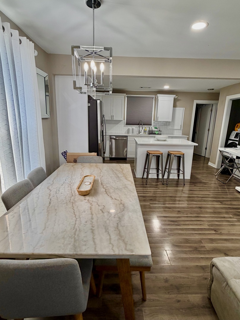 333 Sauk Trail, Park Forest, IL 60466