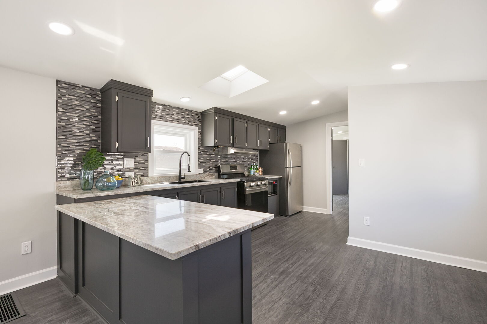 3515 Barb Avenue, Park City, IL 60085