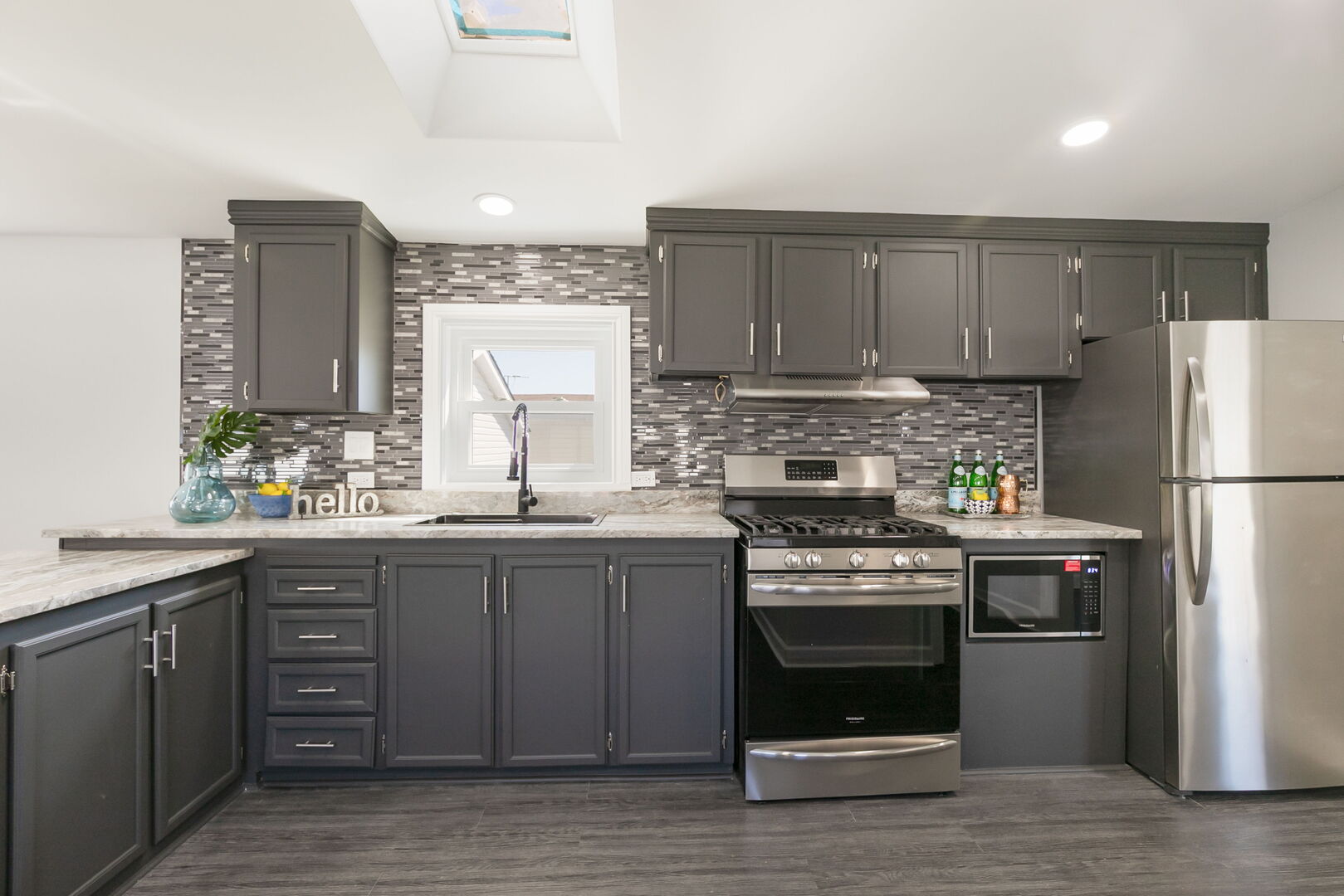 3515 Barb Avenue, Park City, IL 60085