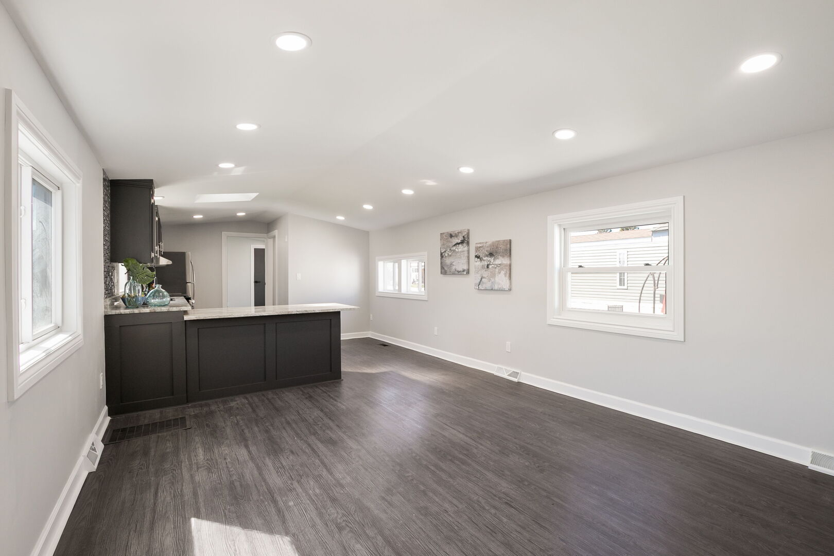 3515 Barb Avenue, Park City, IL 60085