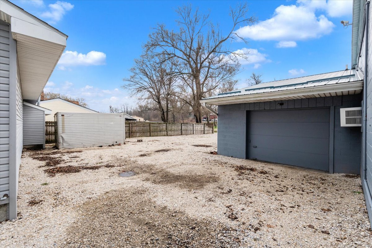 162 Exchange Street, Colona, IL 61241