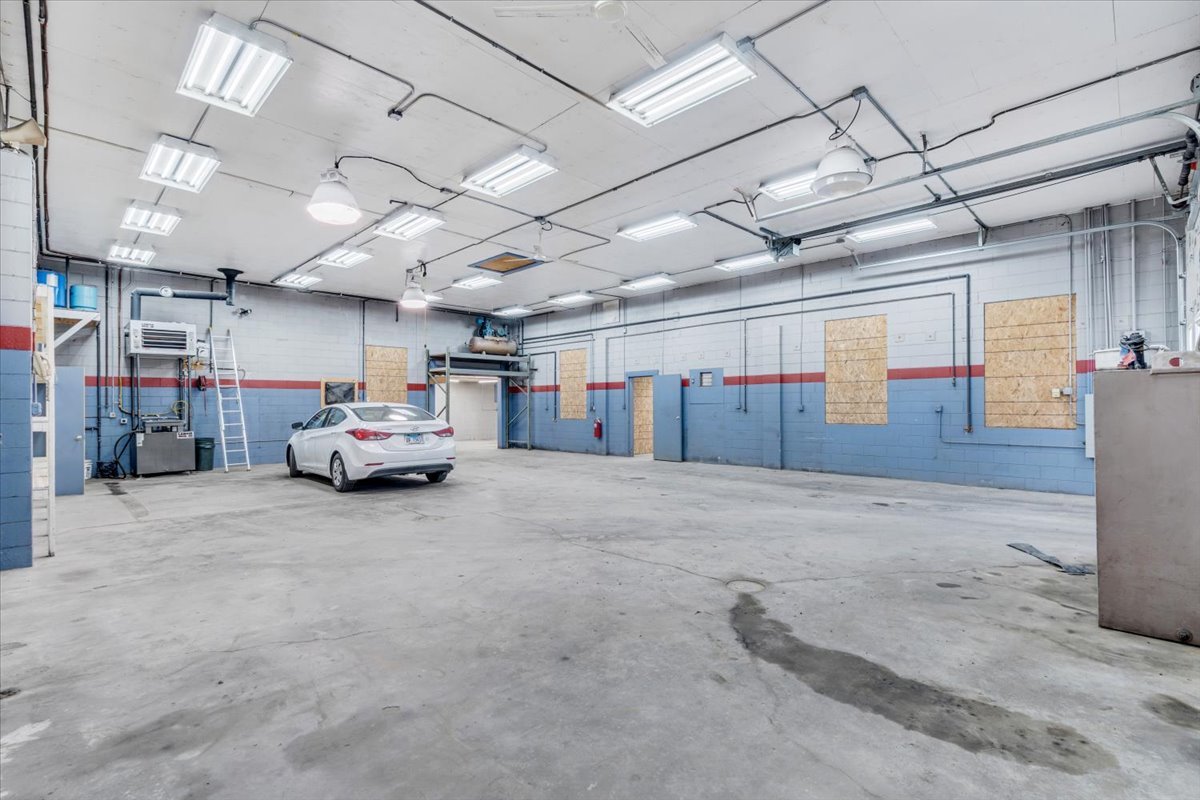 162 Exchange Street, Colona, IL 61241