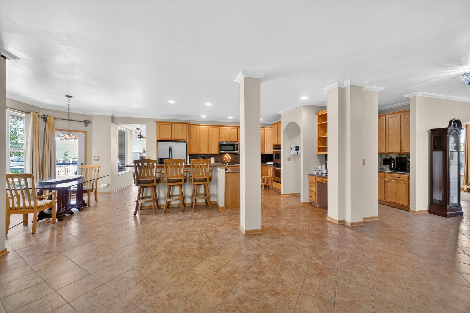 322 Hemlock Lane, Oswego, IL 60543