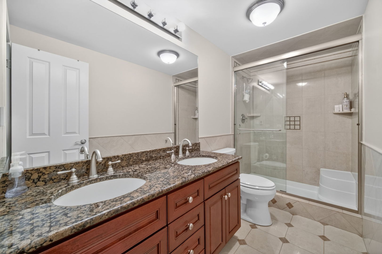 322 Hemlock Lane, Oswego, IL 60543