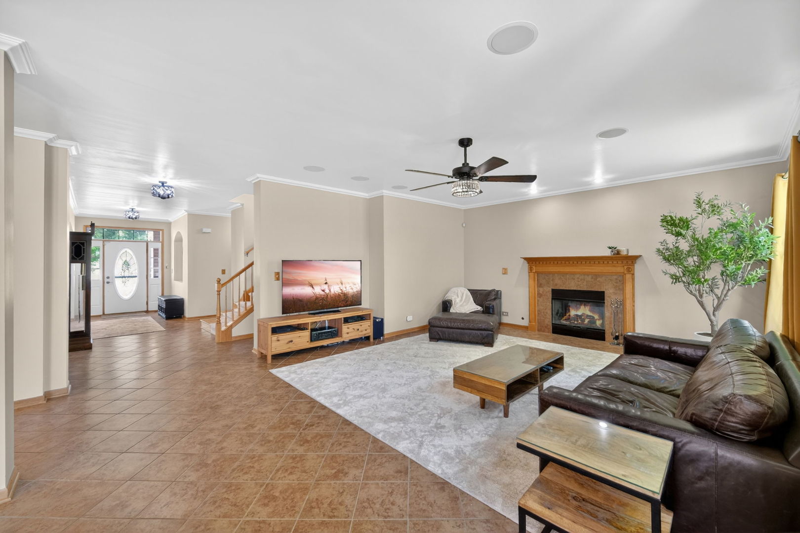 322 Hemlock Lane, Oswego, IL 60543