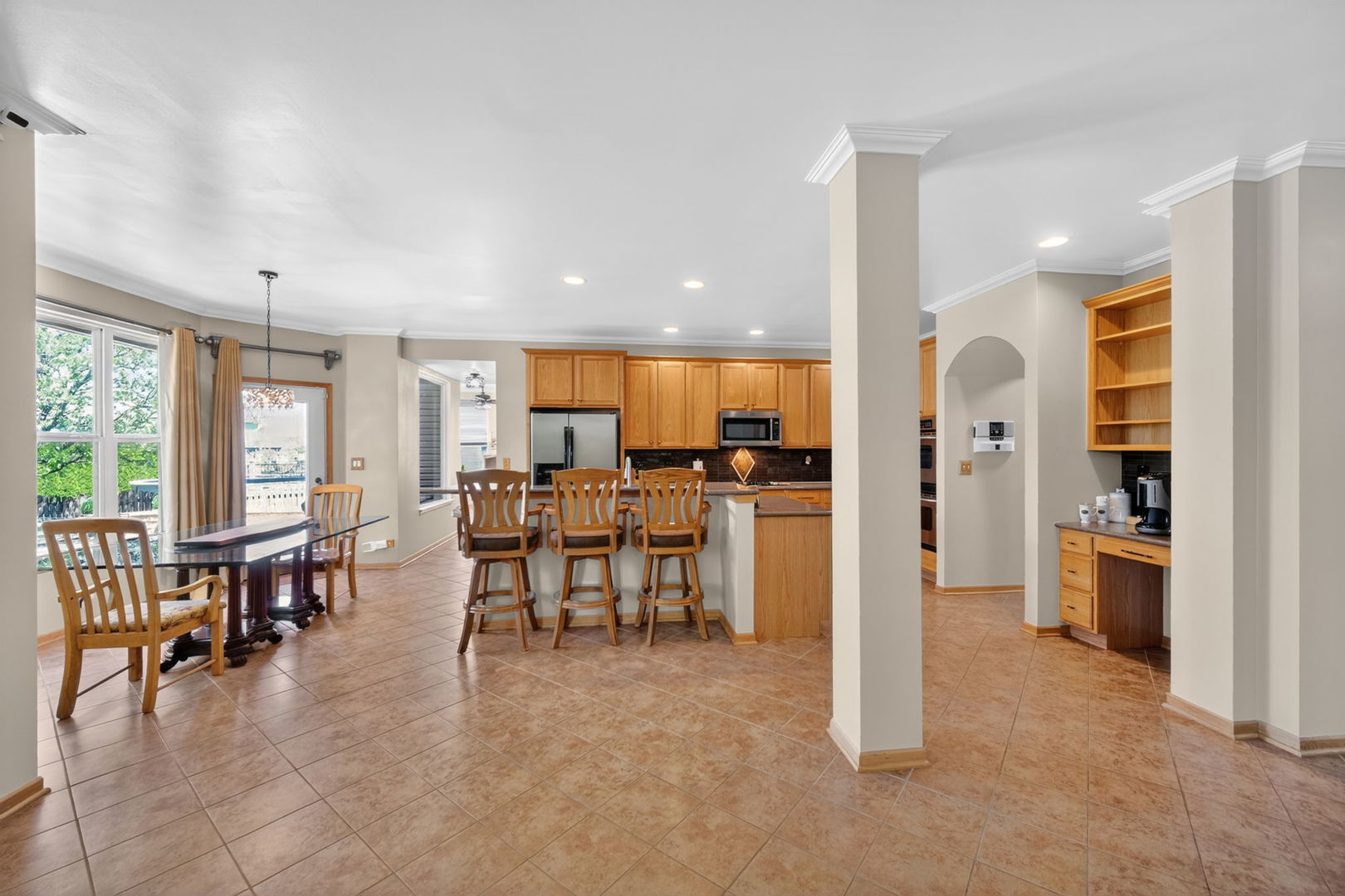 322 Hemlock Lane, Oswego, IL 60543