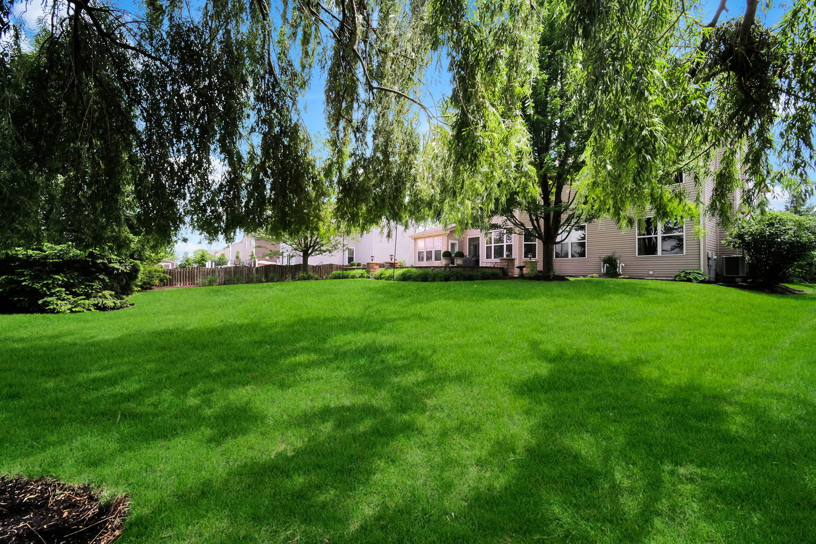 322 Hemlock Lane, Oswego, IL 60543