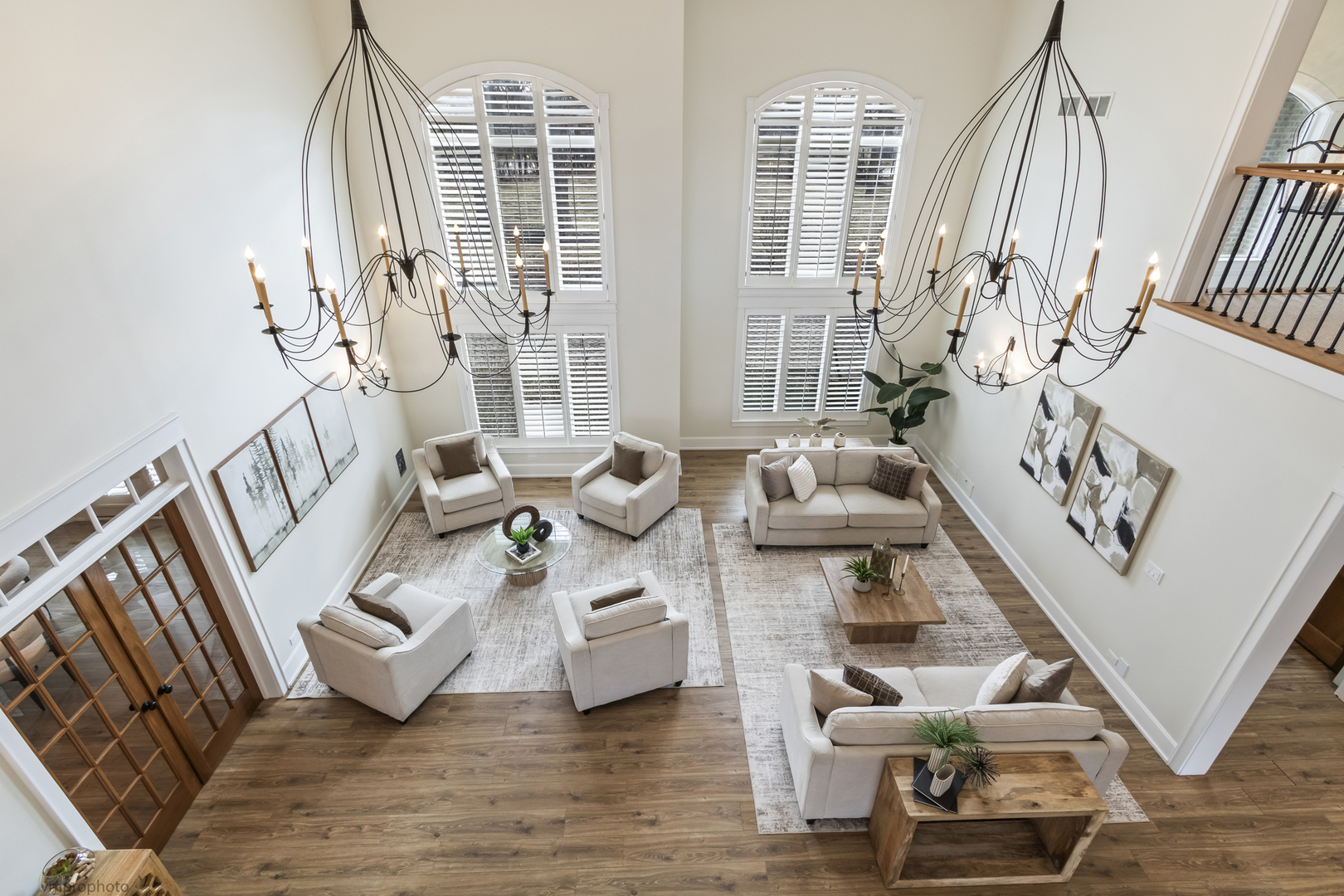 10 Old Hart Road, Barrington Hills, IL 60010