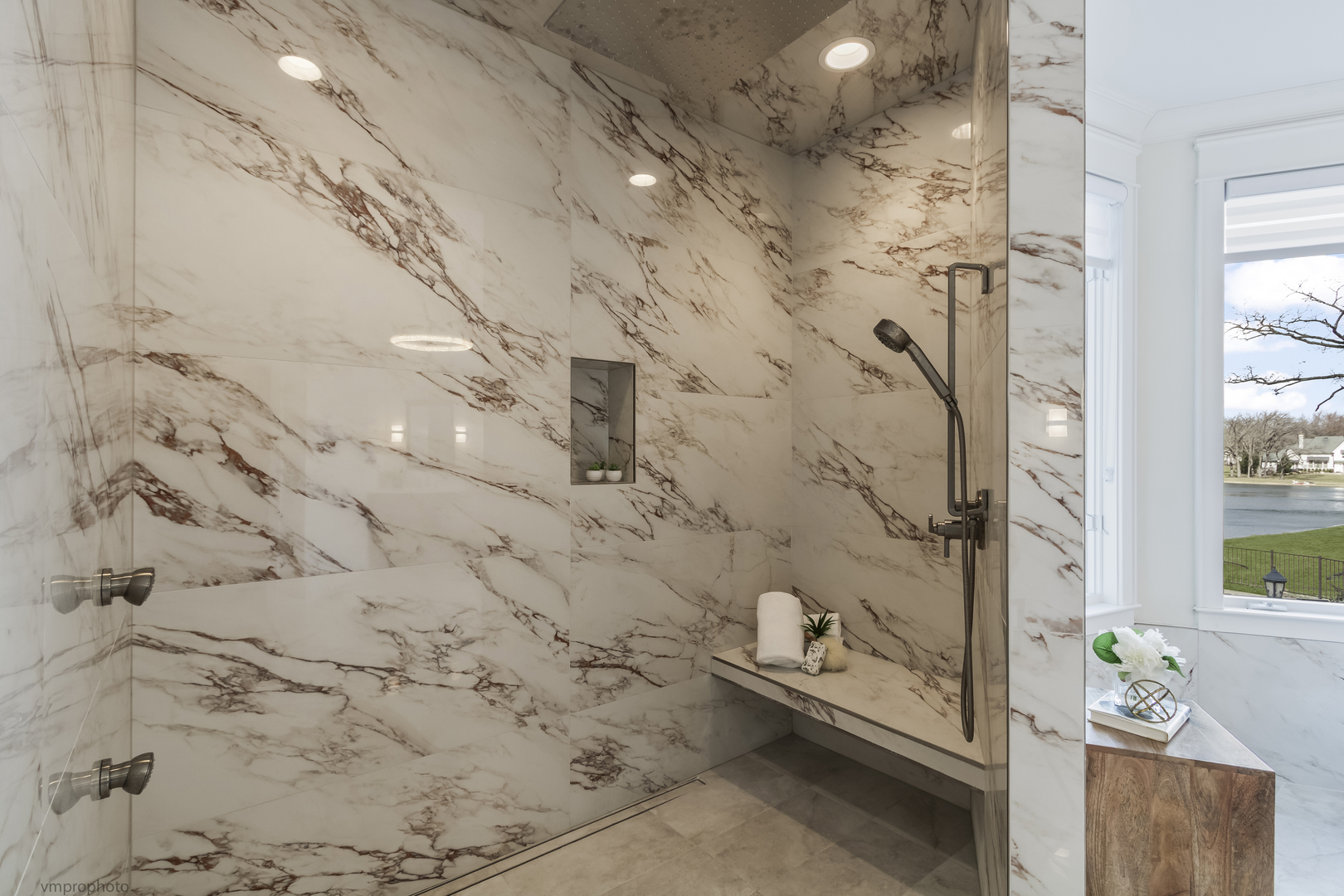 10 Old Hart Road, Barrington Hills, IL 60010