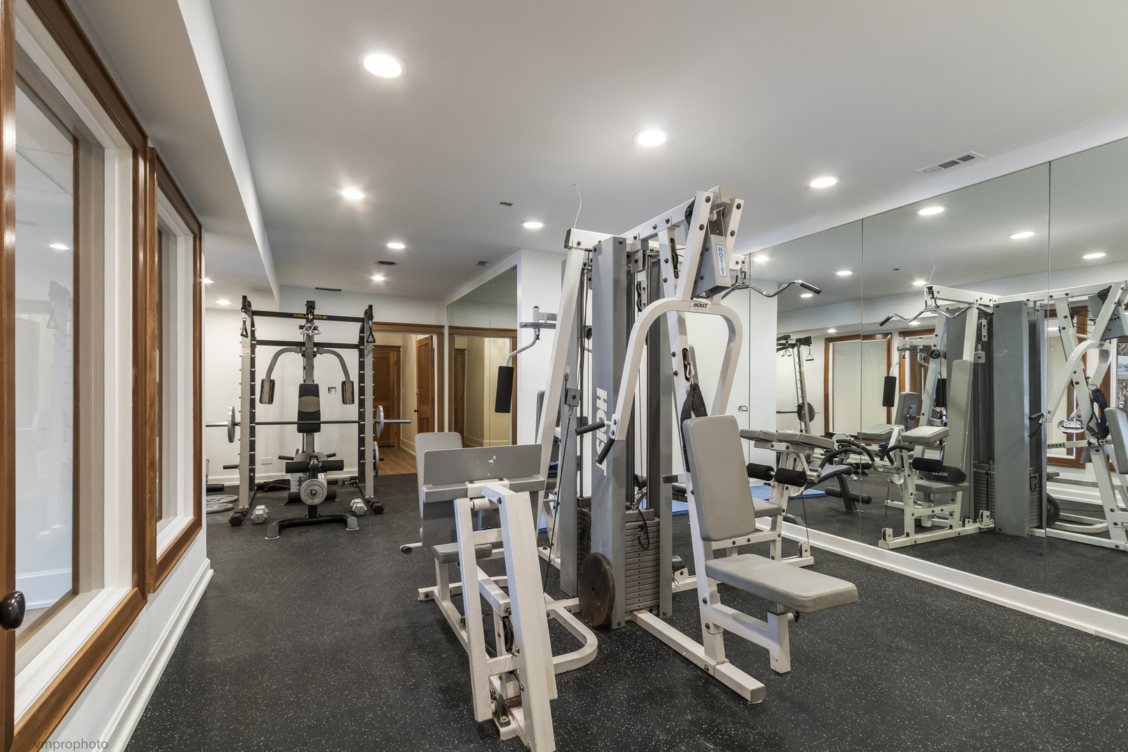 10 Old Hart Road, Barrington Hills, IL 60010