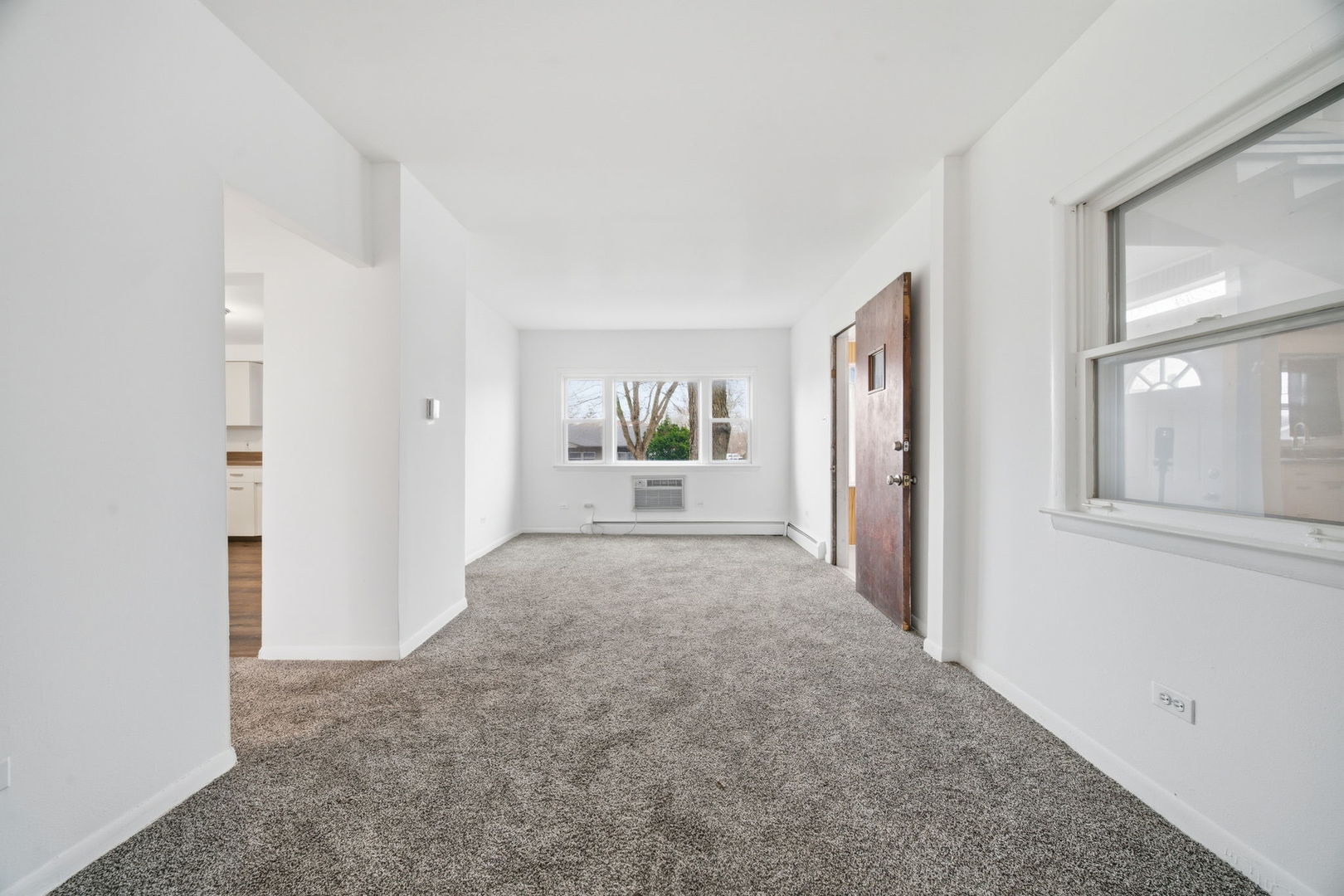 12815 Clinton Street, Blue Island, IL 60406