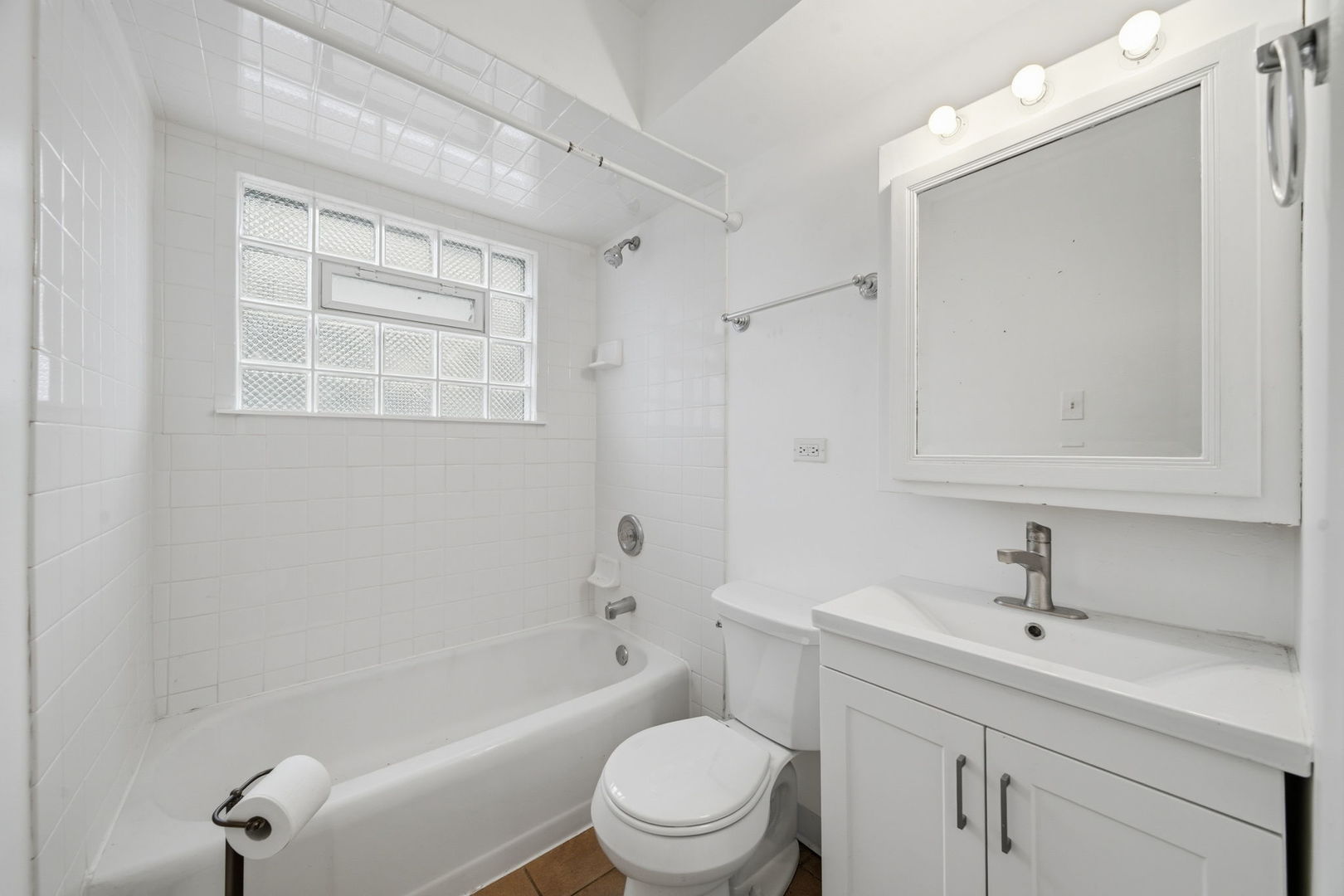 12815 Clinton Street, Blue Island, IL 60406